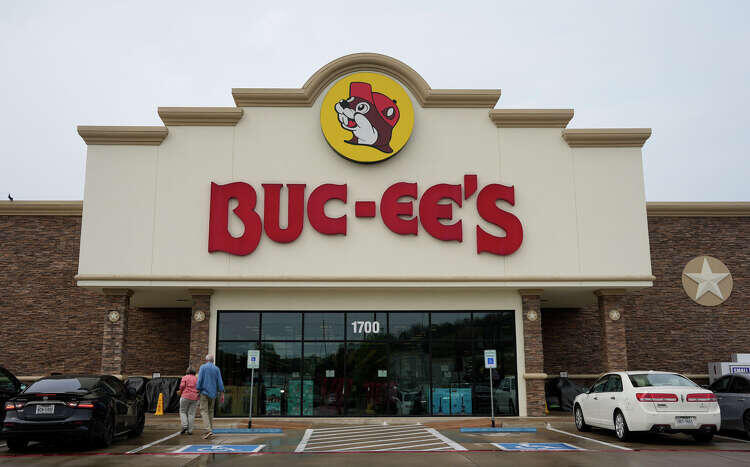 Why Buc-ee’s doesn’t allow most dogs inside
