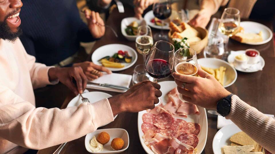 Moms-only dinner sparks debate over kid-free boundaries