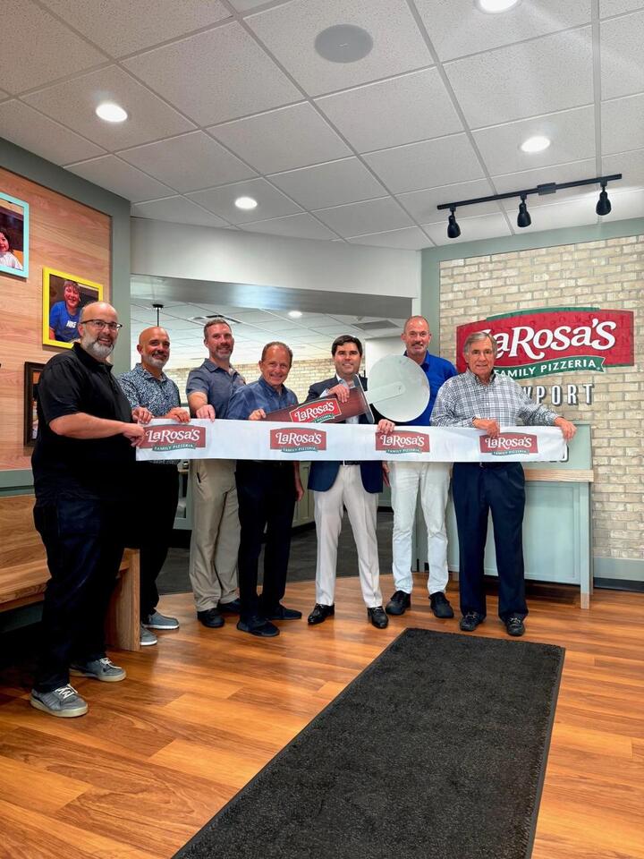 Newport’s LaRosa’s adds drive-up pick-up window