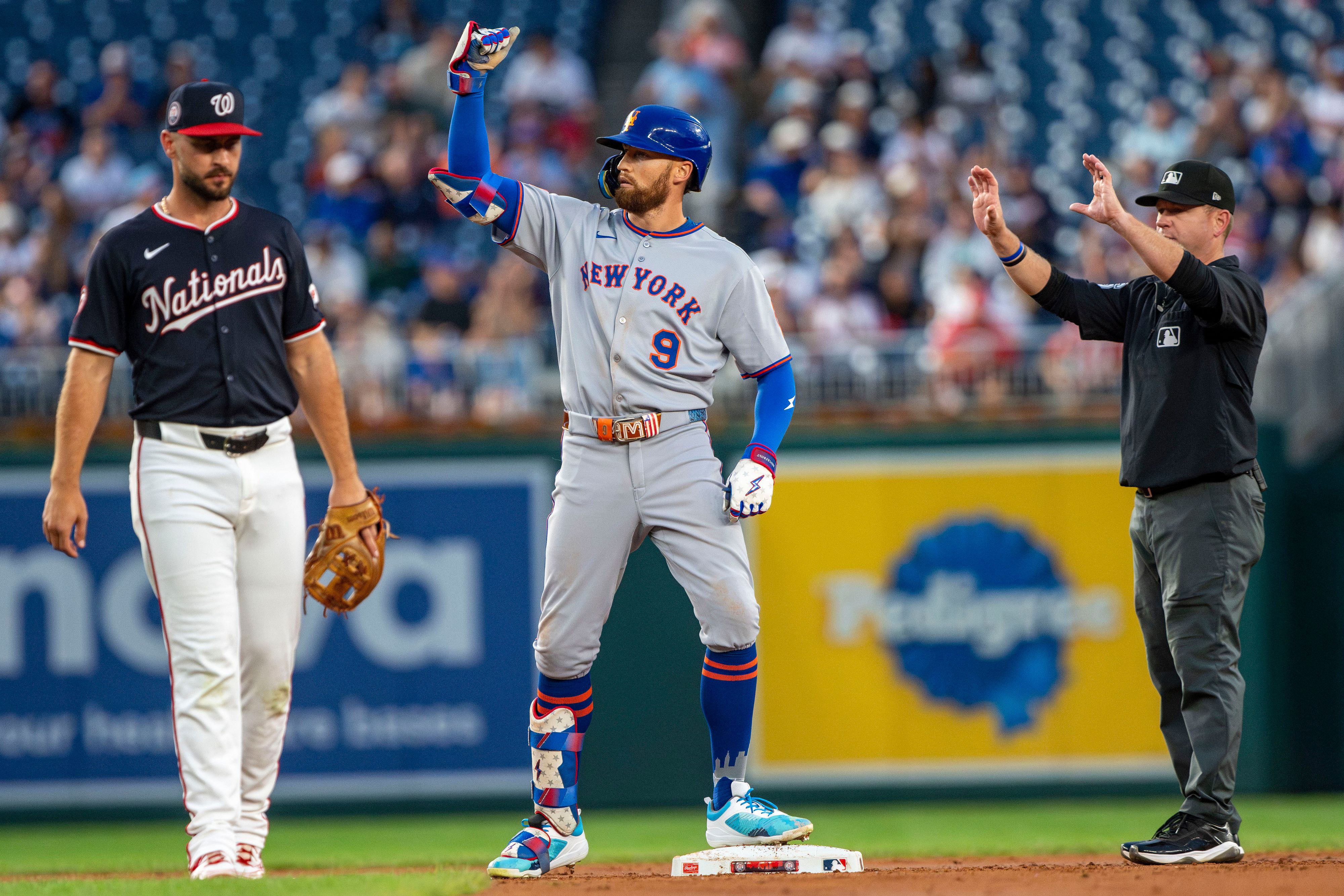 Mets grit shines through injury chaos