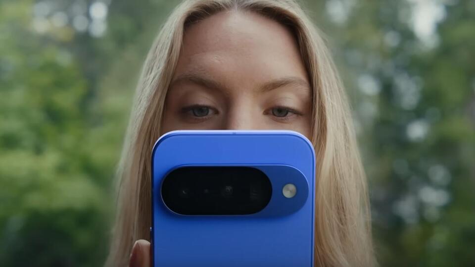 Is Apple Falling Behind in the AI Race?