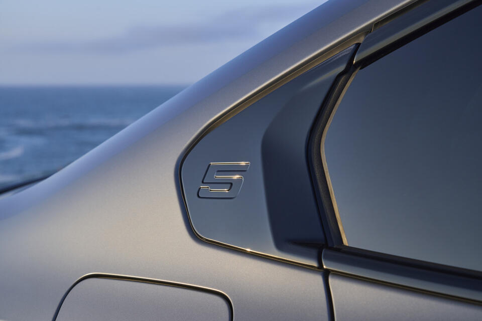 BMW’s Luxe 5 Series Lease Deals Are Wild