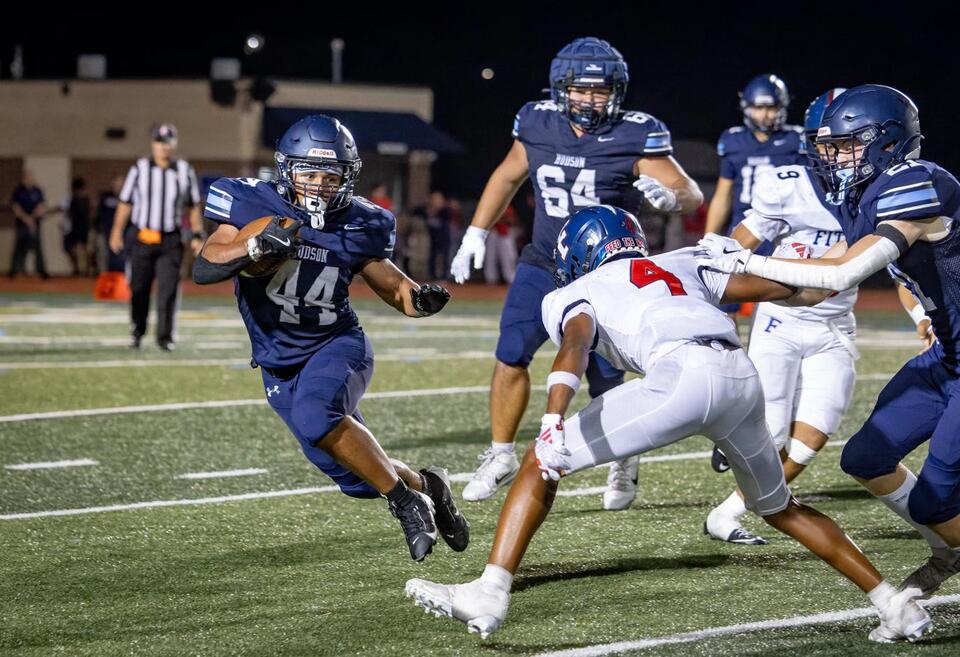 Akron football teams shake up Week 1