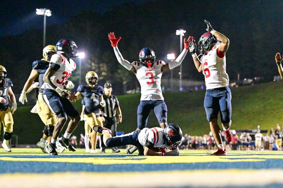 Oak Mountain’s defense sparks gritty win