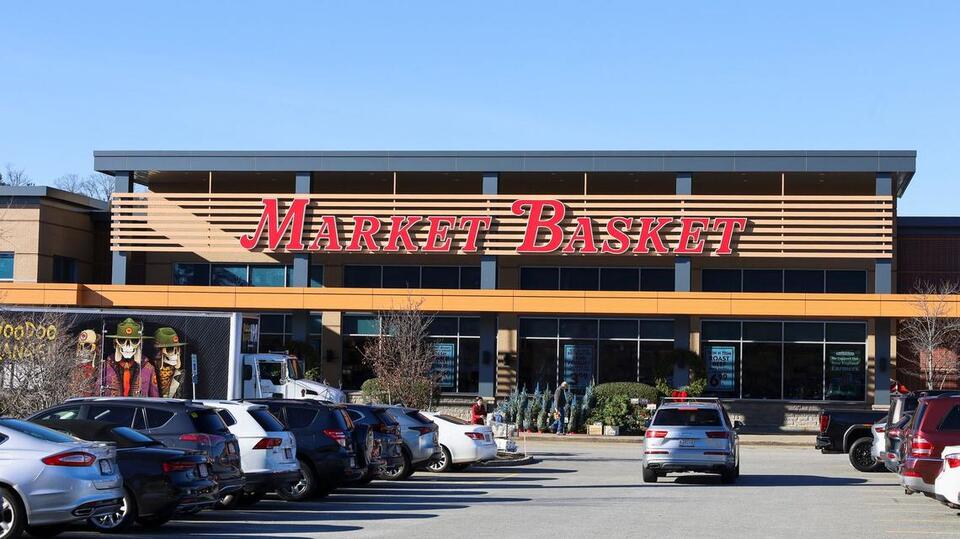 Market Basket’s leadership drama heats up