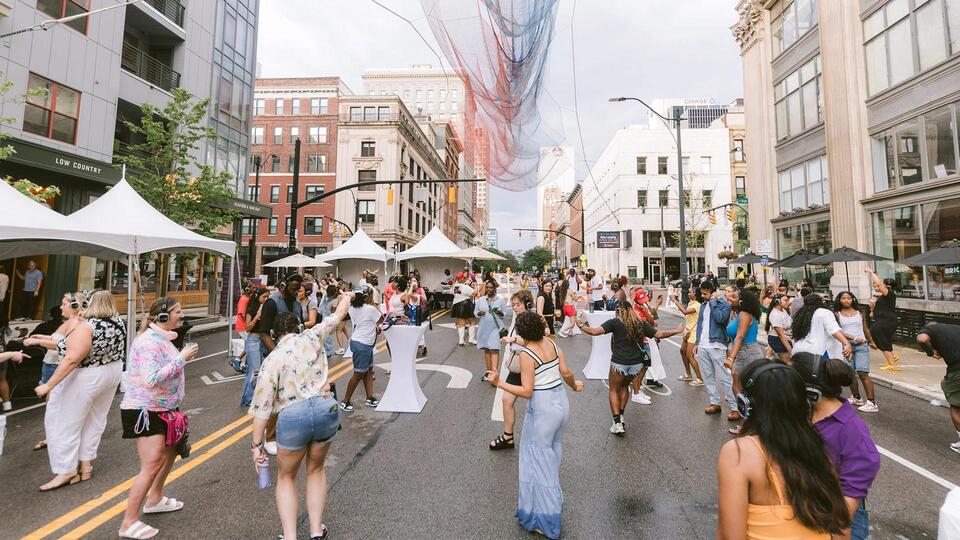 Columbus weekend: Bourbon, pups & art fests