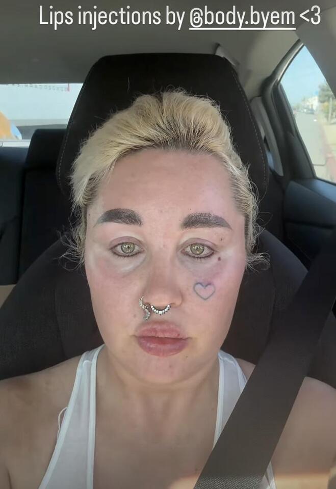 Amanda Bynes’ New Look Is Turning Heads
