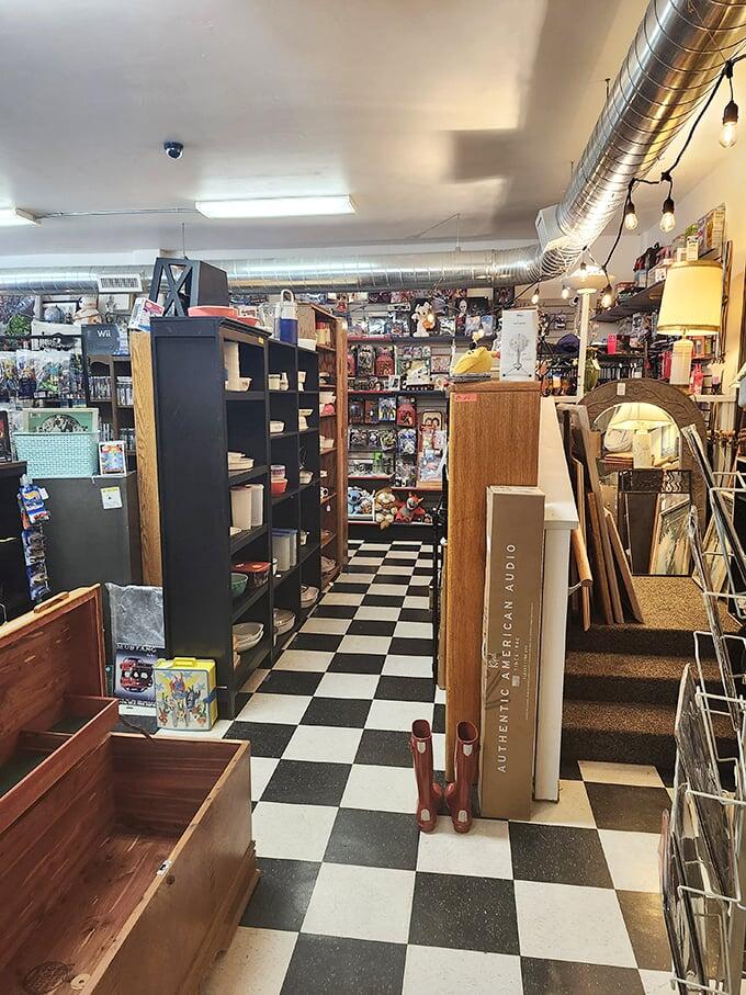 Why Salem’s Finders Keepers beats big box stores