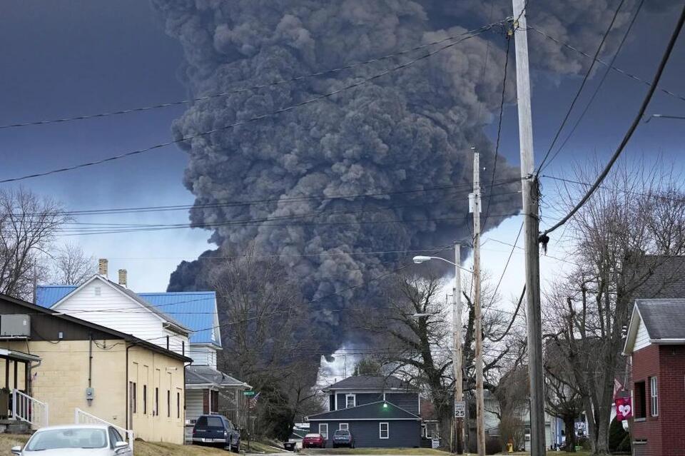 Big Railroads Snub Safety Program After Toxic Spill