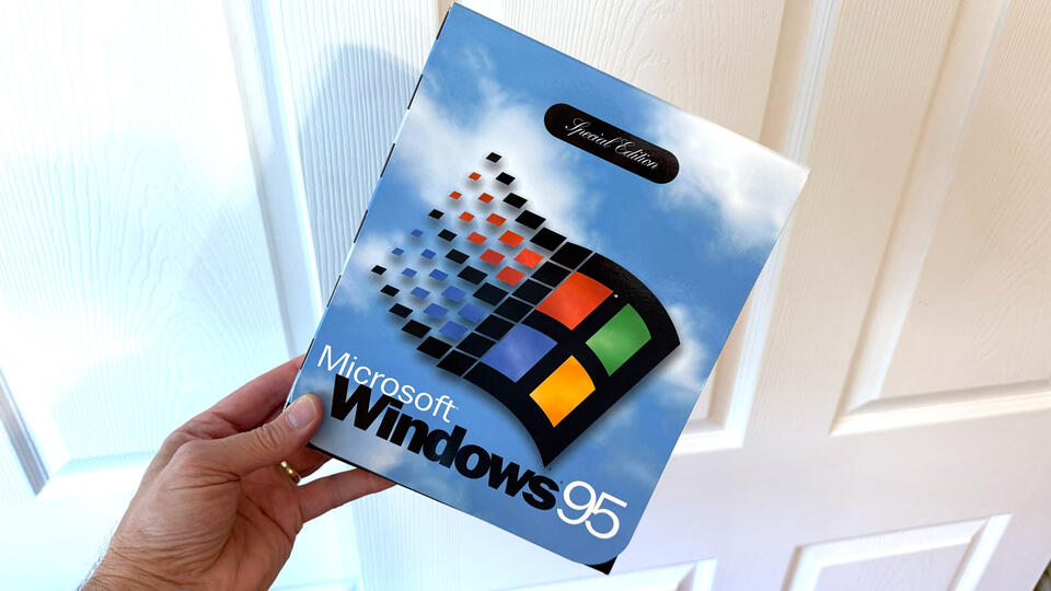 Did Windows 95 Make Tech Launches Legendary?