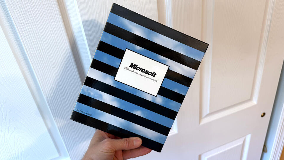 Did Windows 95 Make Tech Launches Legendary?