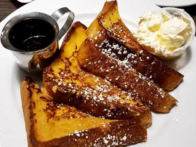 Chicago’s French toast worth the drive