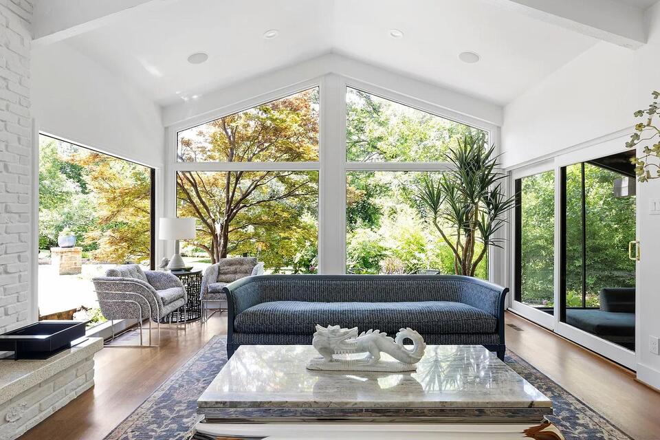 Dallas midcentury gem sets the bar high