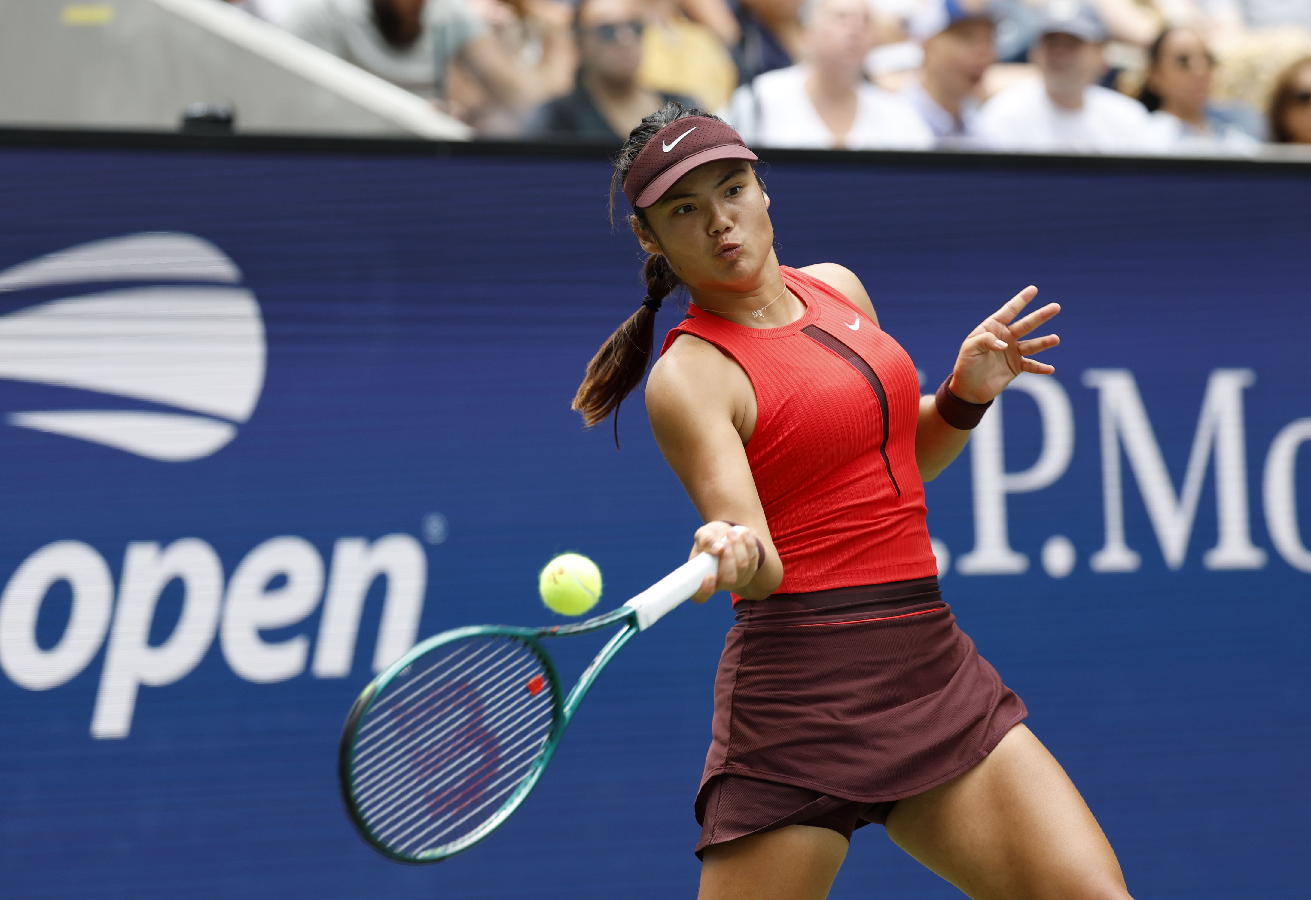 Raducanu finally shakes the Flushing curse