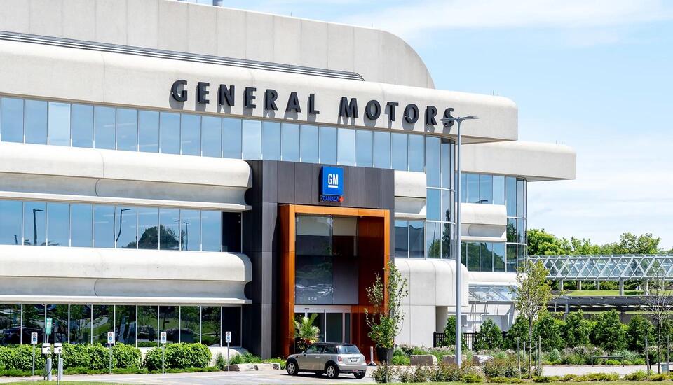 GM’s Bolt Comeback: EVs for Everyone?