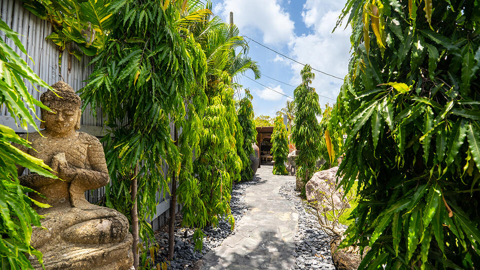 Inside Styx legend’s tropical Florida retreat