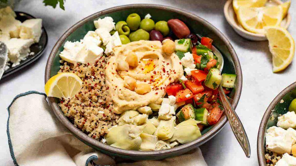 Mediterranean Diet Slashes Alzheimer’s Risk!