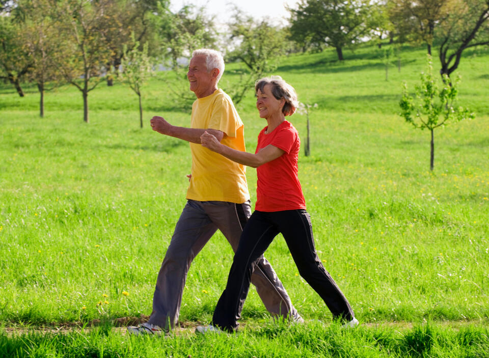 Waist Shrinking Hacks for 40+ (No Gym!)