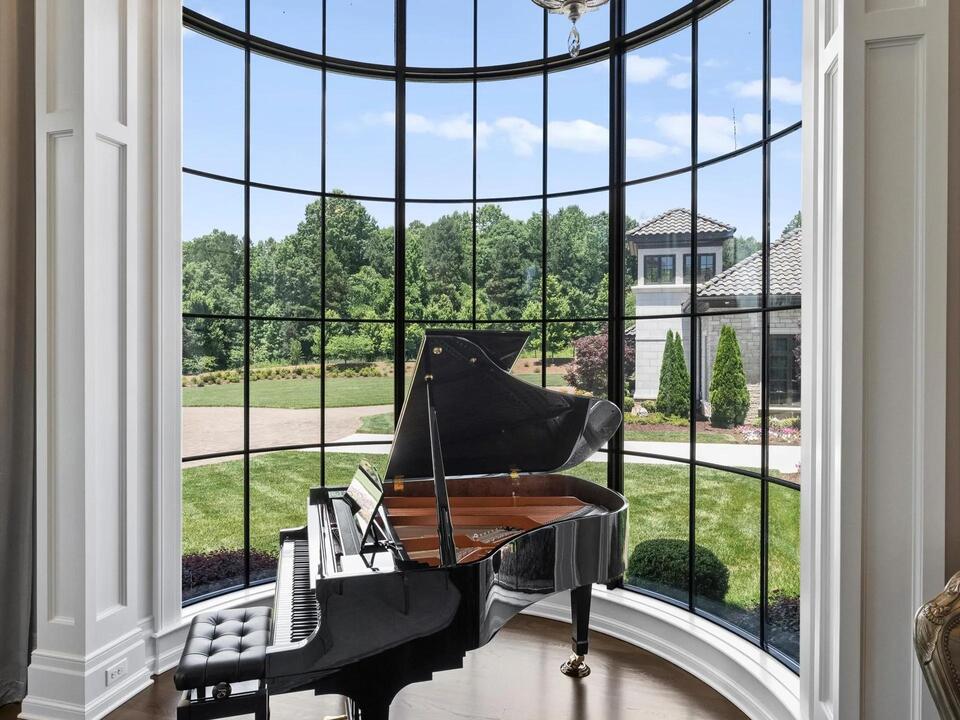 Inside Davidson’s $14M vineyard estate