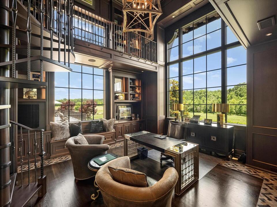 Inside Davidson’s $14M vineyard estate