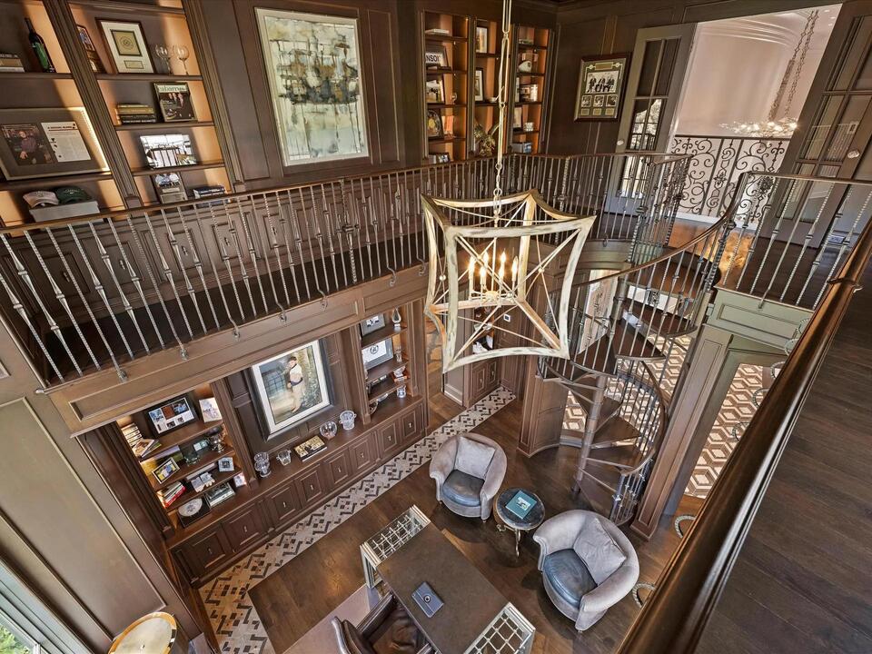Inside Davidson’s $14M vineyard estate