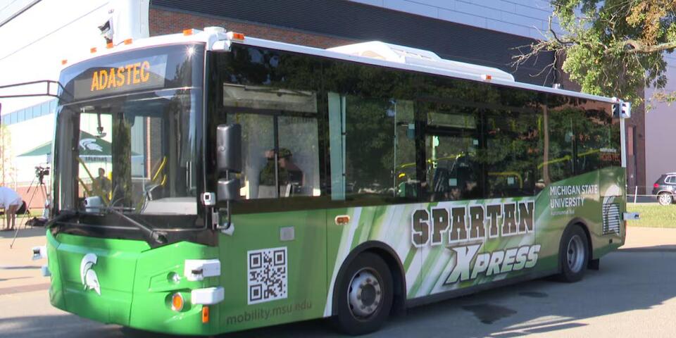 MSU’s self-driving bus hits campus streets