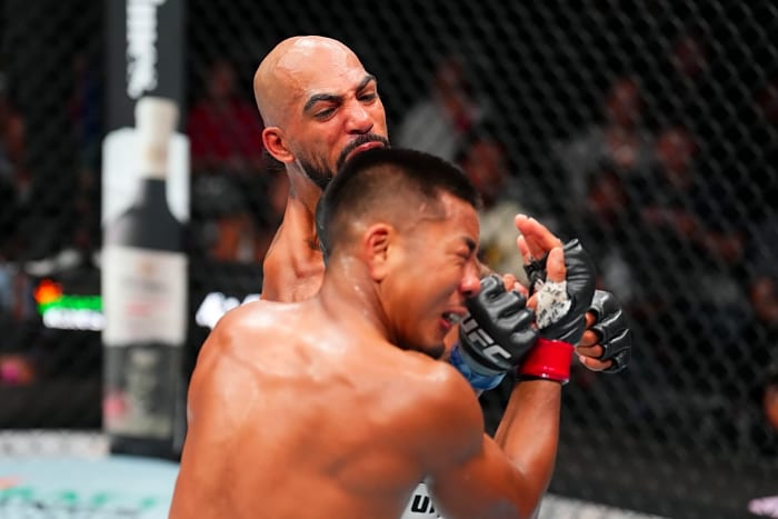 Van’s shot at the bully champ: Can he hang?