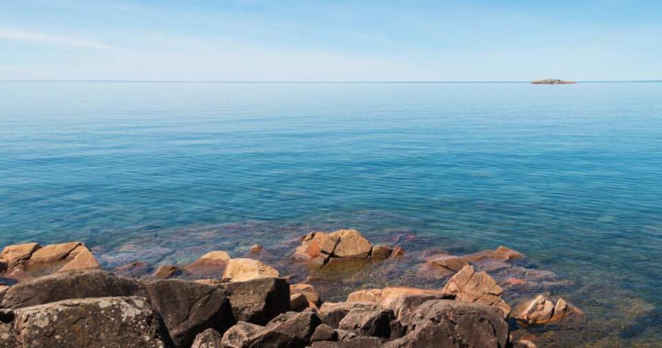 Lake Superior Rocks Spill Ancient Earth Secrets