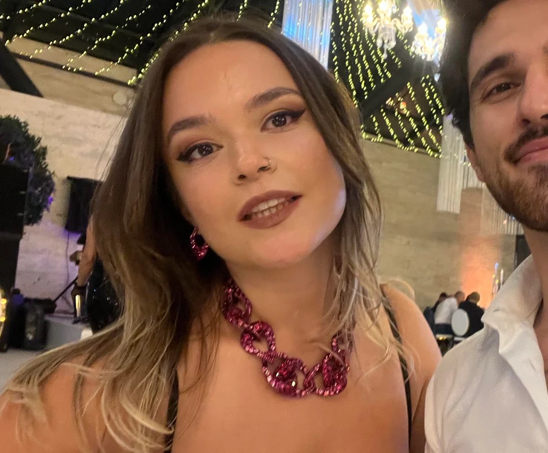 Does My Swarovski Jewelry Look Cheap or Striking for a Wedding?