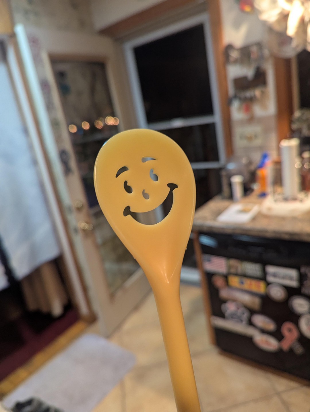 This Smiling Spoon Is a 90s Relic. And a Weapon That Spanked My Butt.