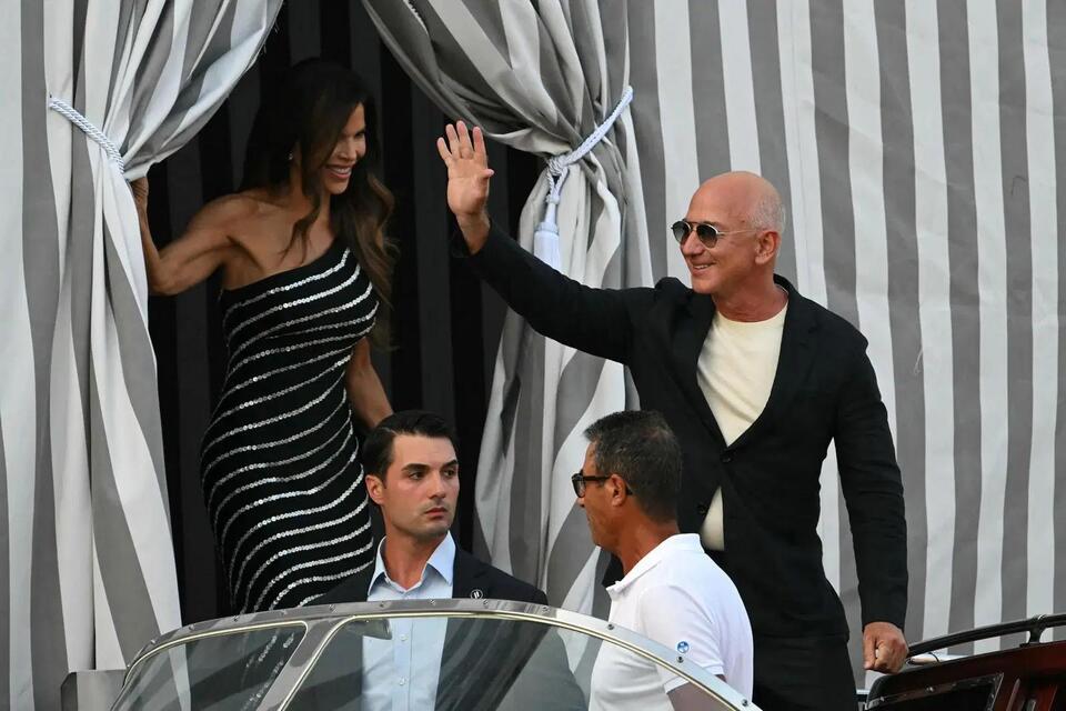 Bezos’ $82K Salary: Coffee Money for a Billionaire?