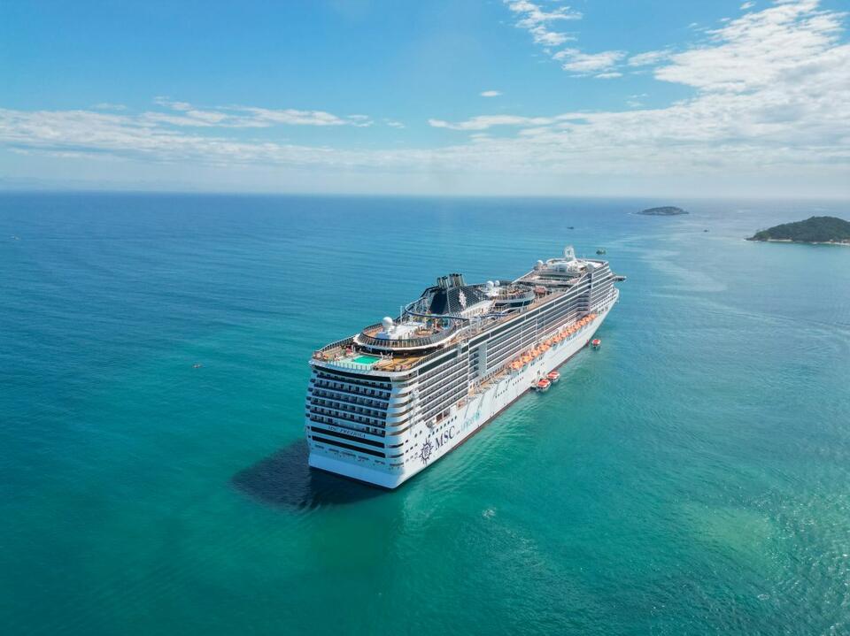 Cruise Ship Engine Drama: Would You Panic?