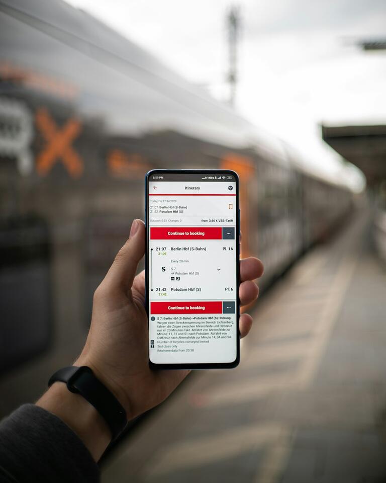 Why Last-Minute Trips Are the New Hack