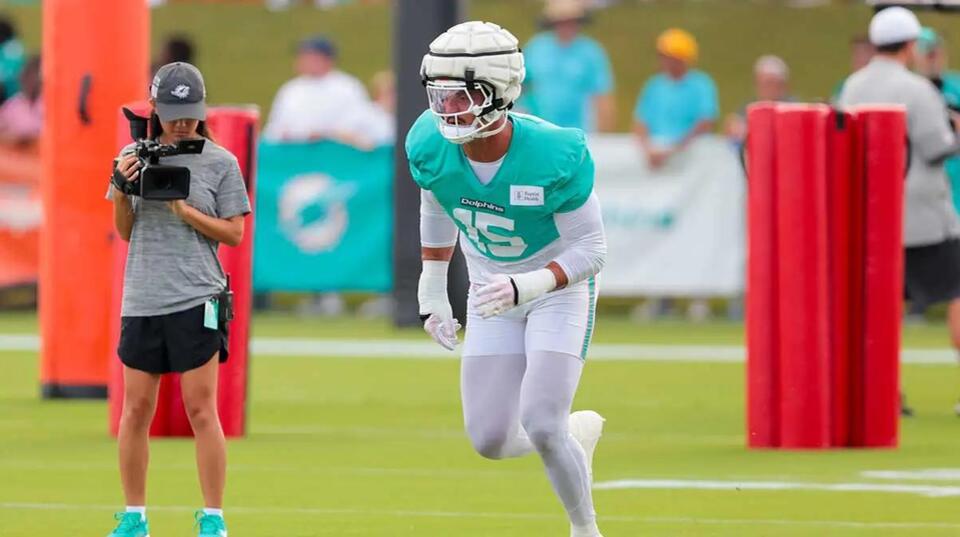 Jaelan Phillips Injury Update: Fins Fans, Breathe Easy