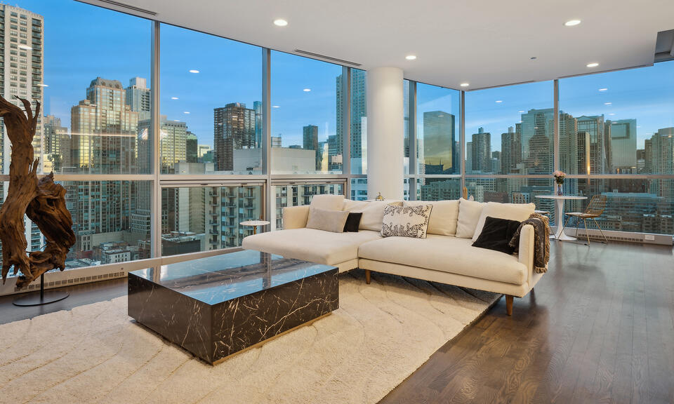 Sky-high living in River North