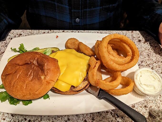 Parma Heights’ burger spot everyone’s raving about