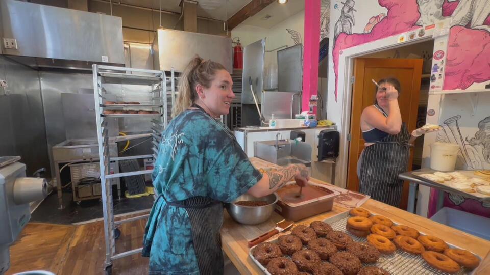 Denver’s Pandemic Donuts says goodbye