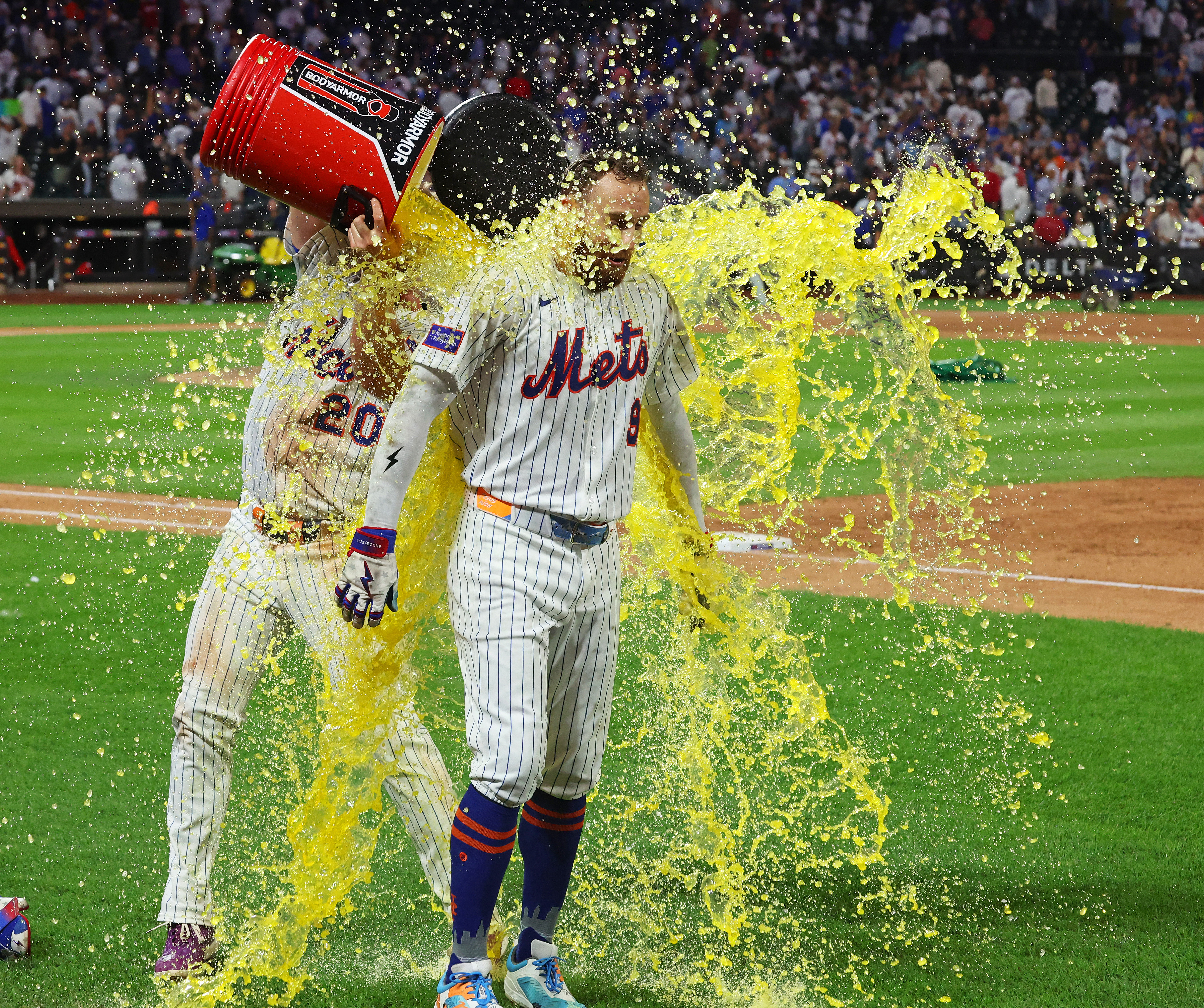 Nimmo’s walk-off magic keeps Mets alive