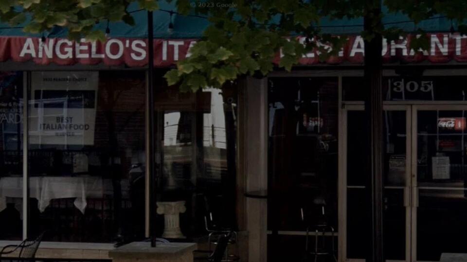 Evansville restaurant bans power company staff