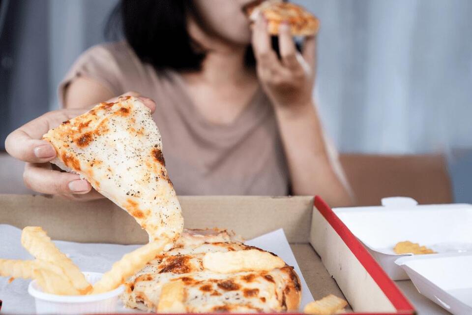 These Food Habits Are Wrecking Your Vibe