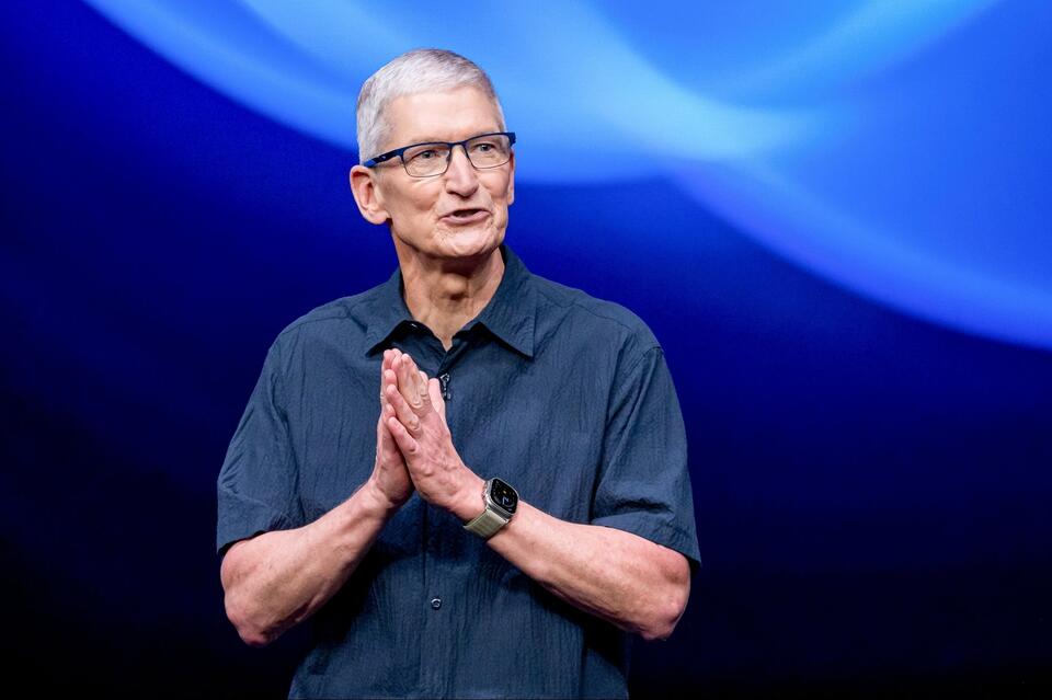 Apple Event: Is Thinner Really Better?