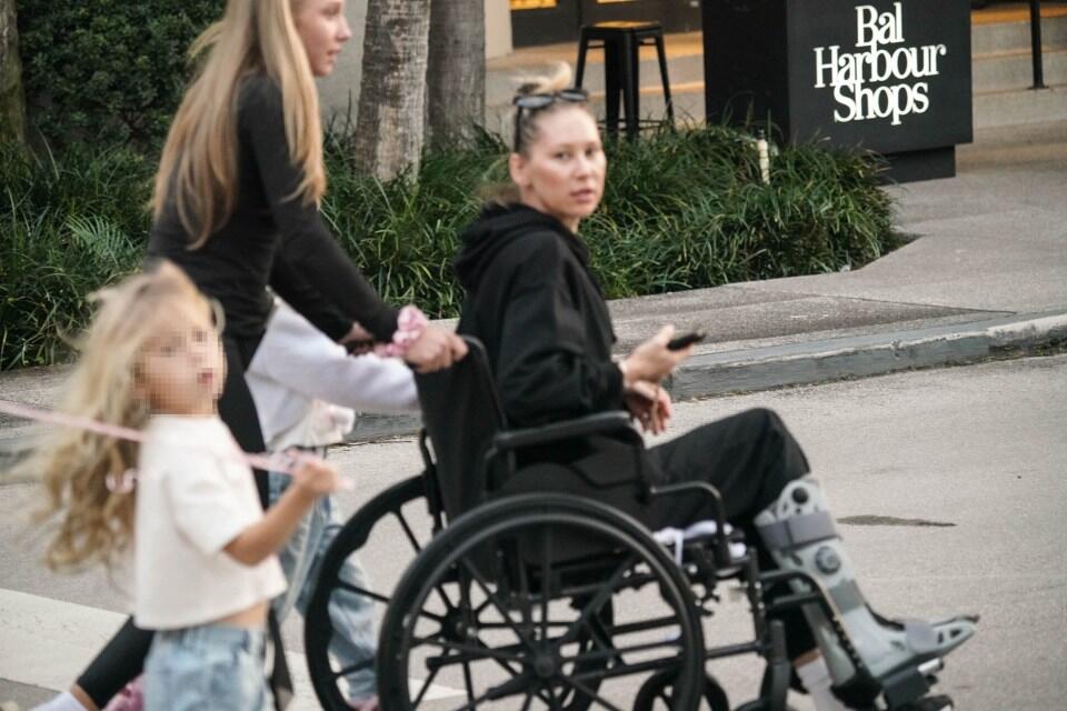 Kournikova’s Comeback: Baby News After Health Scare