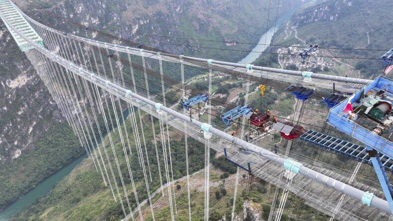 China’s Sky-High Bridge Gets the Ultimate Test
