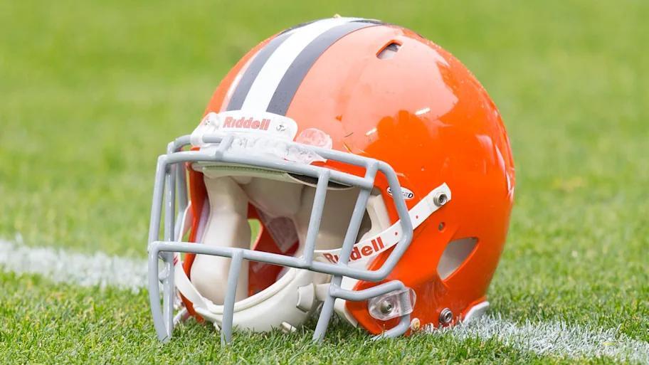 Browns shake up backfield with Raheim Sanders