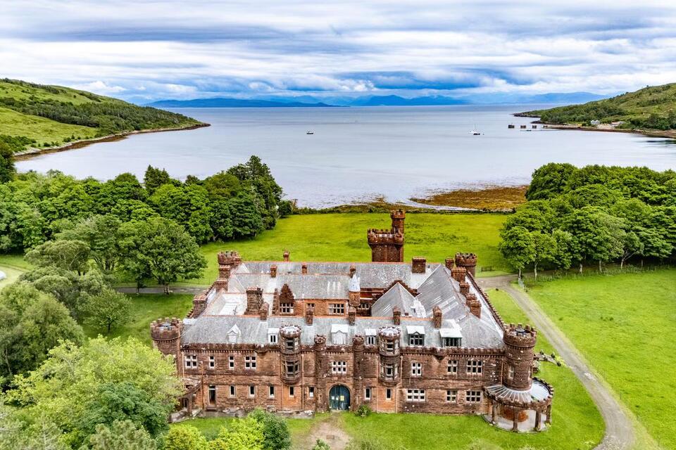 Would You Buy a Castle for the Price of a Flat?