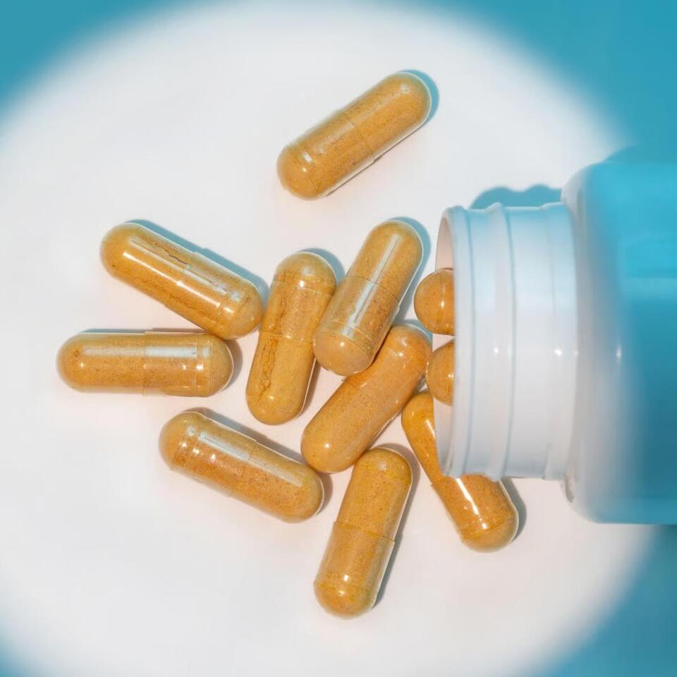 7 Supplements That Could Help You Live Longer