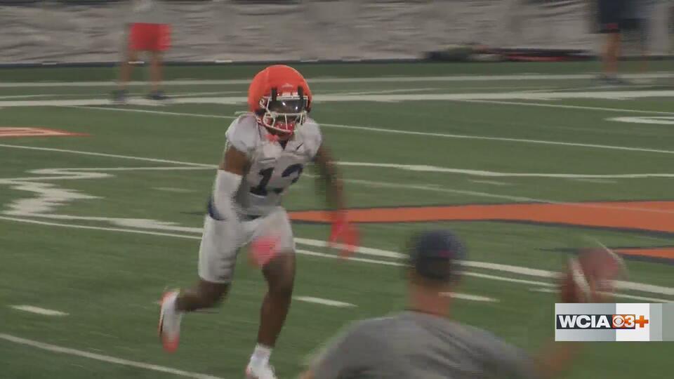 Why Illini fans won’t see many freshmen this fall