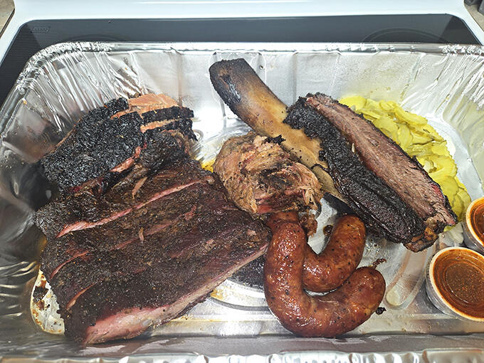 Dallas’ Pecan Lodge: Sausage worth the wait