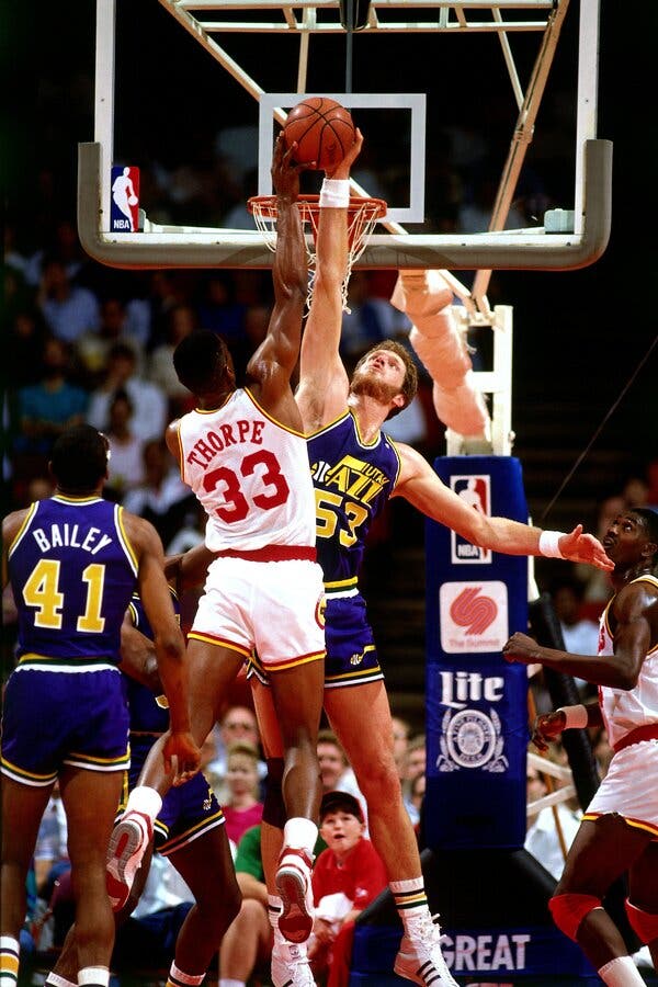 Mark Eaton’s 456 Blocks — The NBA’s Most Unbreakable Record?