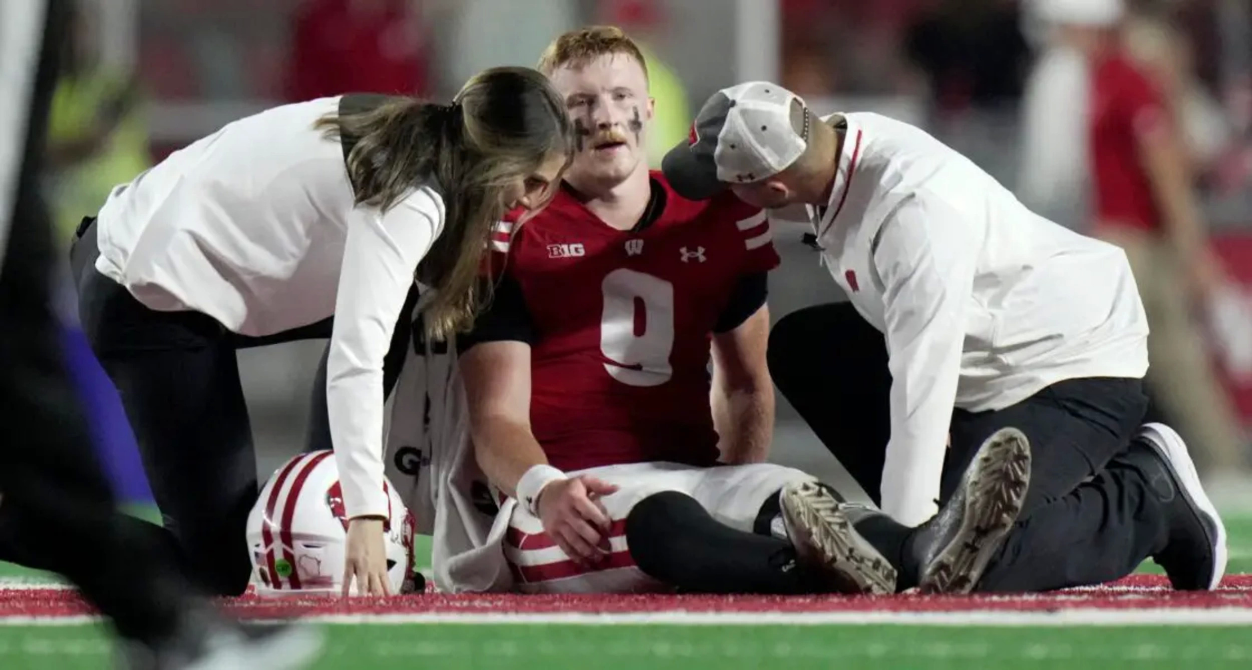 Badgers defense brings the pain!
